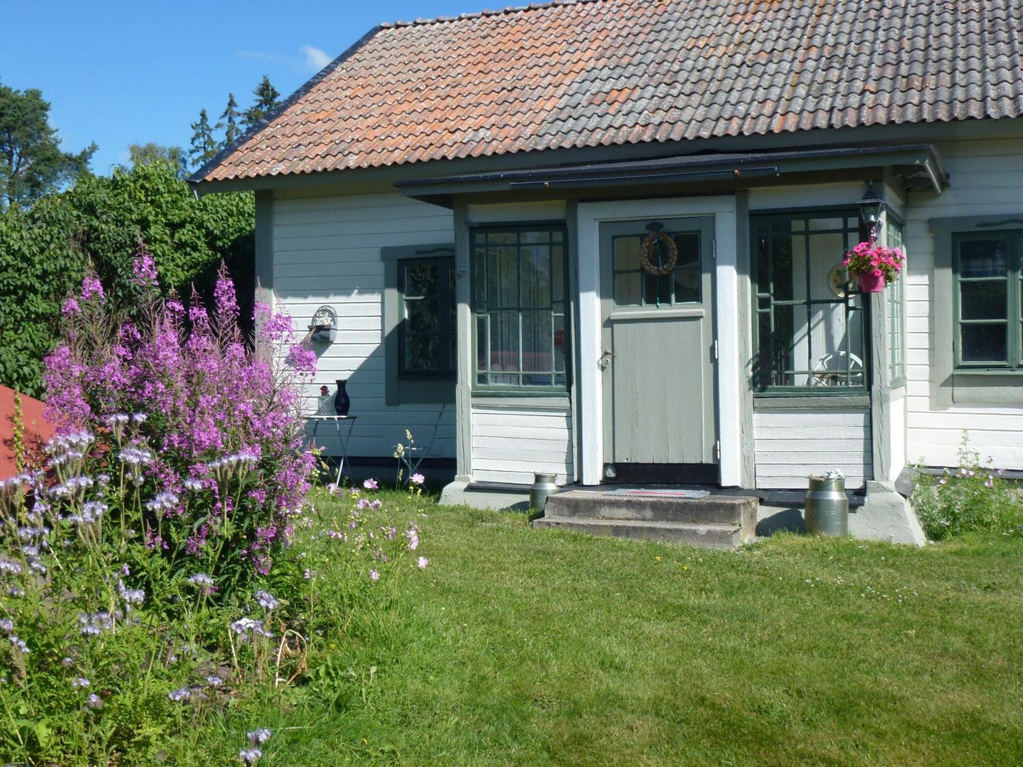 Enkoeping Cottage Buitenkant foto